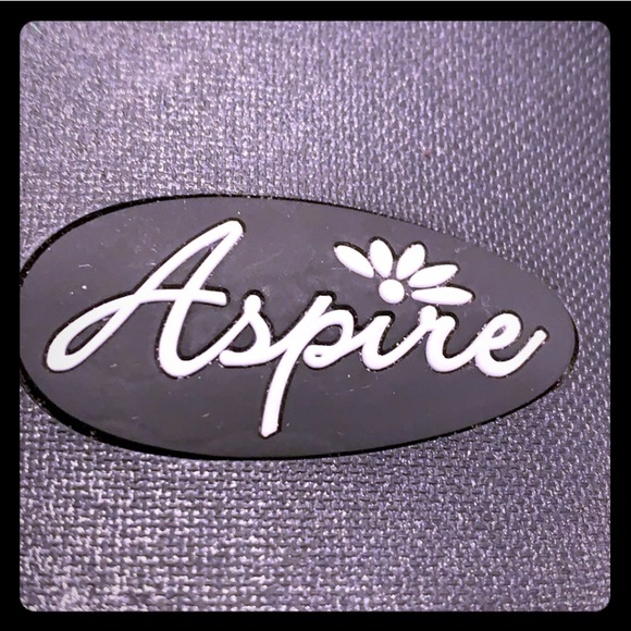 NWOT/ NEW Okabayashi Aspire Women Sandal.Size M/L - Picture 6 of 8